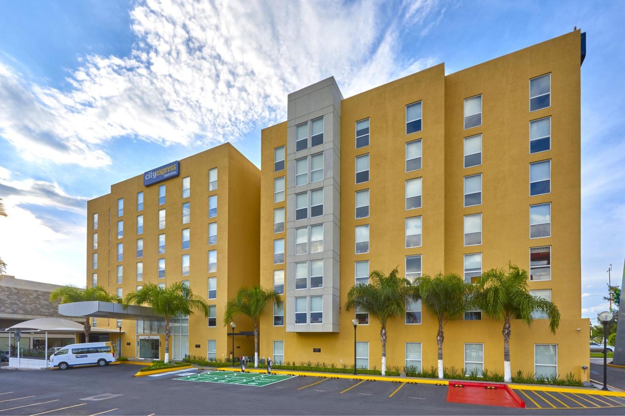 City Express By Marriott Queretaro Jurica Exteriér fotografie
