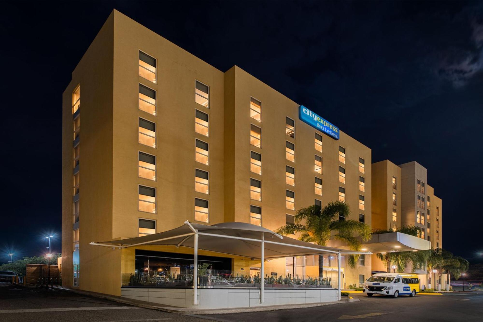 City Express By Marriott Queretaro Jurica Exteriér fotografie